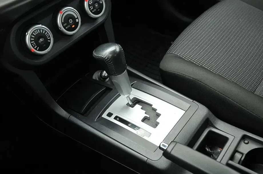 Mitsubishi Lancer X 1.8 CVT Intense — imagine 6