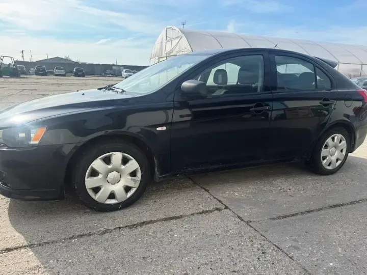 Mitsubishi Lancer 1.6 Inform A01