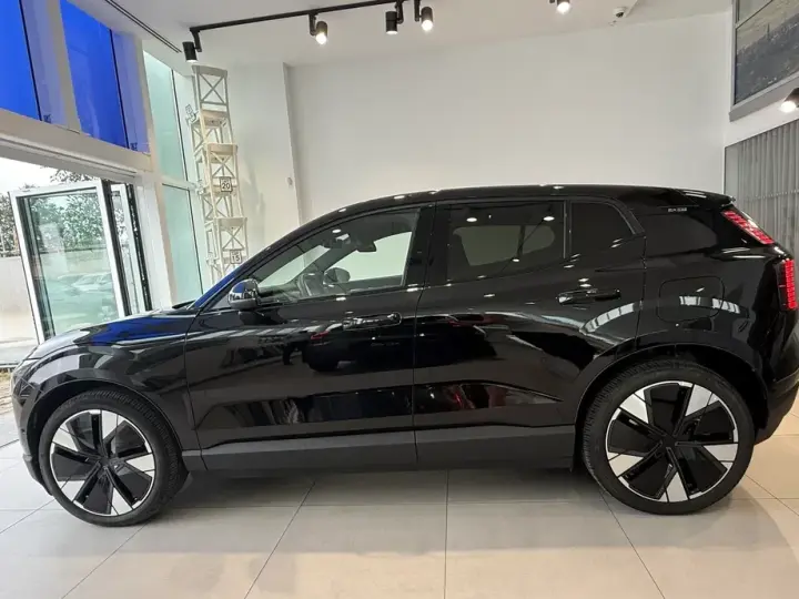 Volvo EX30 Twin Motor Performance Ultra