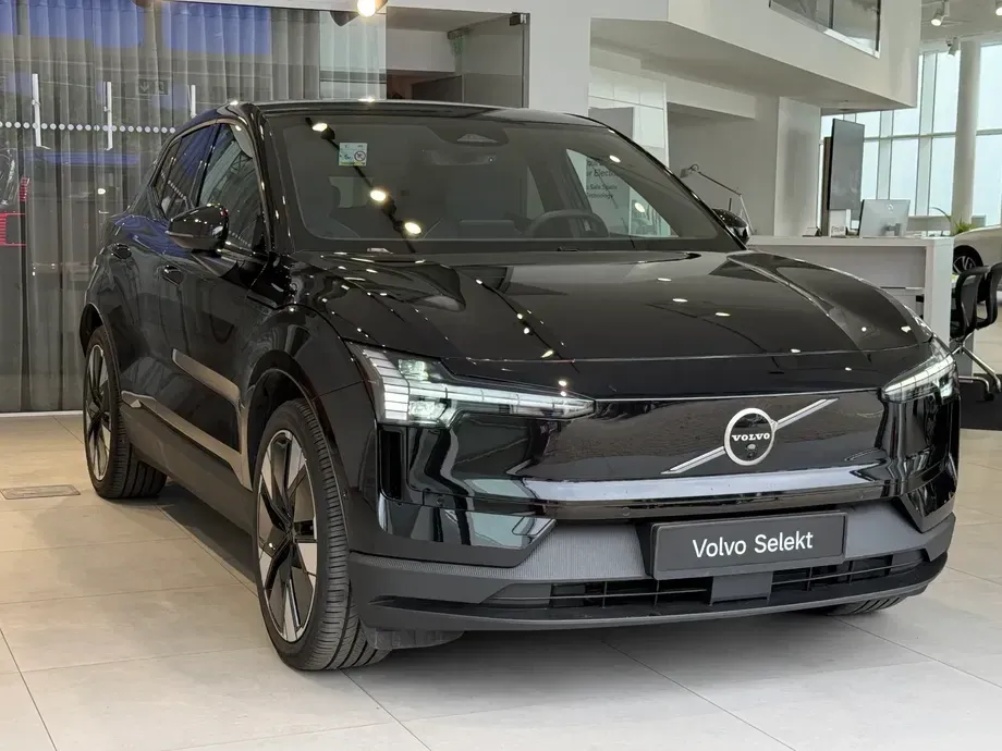 Volvo EX30 Twin Motor Performance Ultra — imagine 4