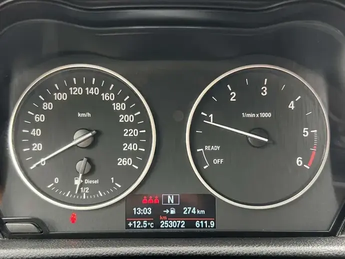 BMW Seria 2 218d Standard