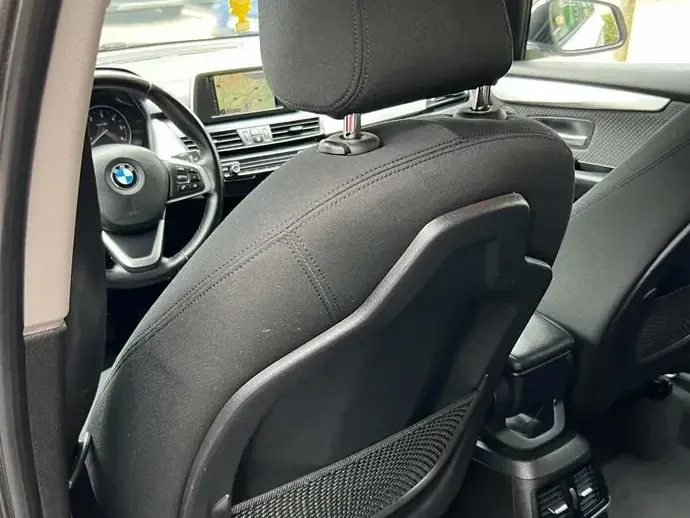 BMW Seria 2 218d Standard