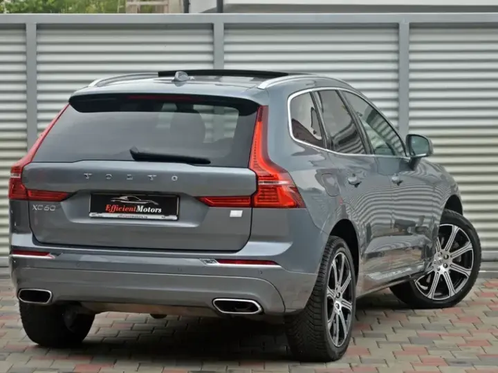 Volvo XC 60 II T8 Twin Engine AWD Geartronic Inscription