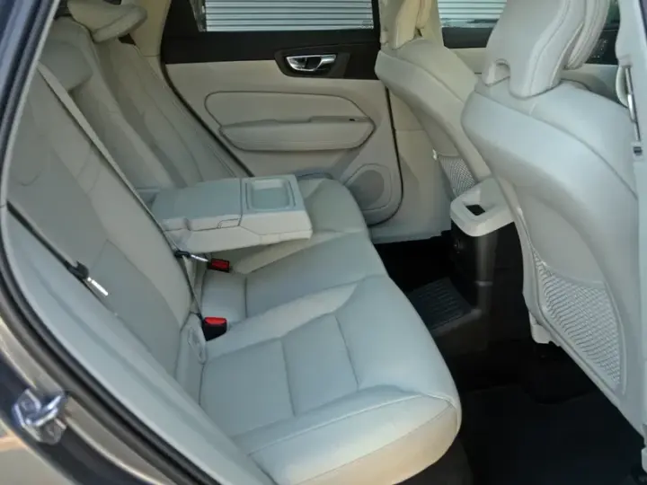 Volvo XC 60 II T8 Twin Engine AWD Geartronic Inscription