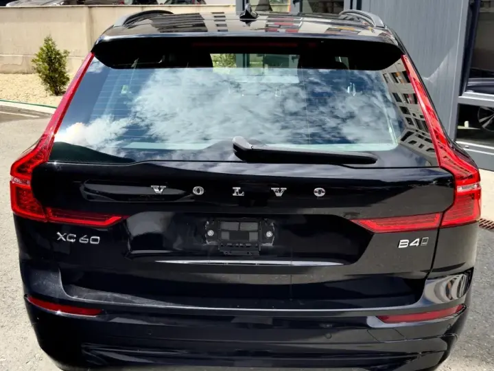 Volvo XC 60 II B4 MHEV AT AWD Plus Dark