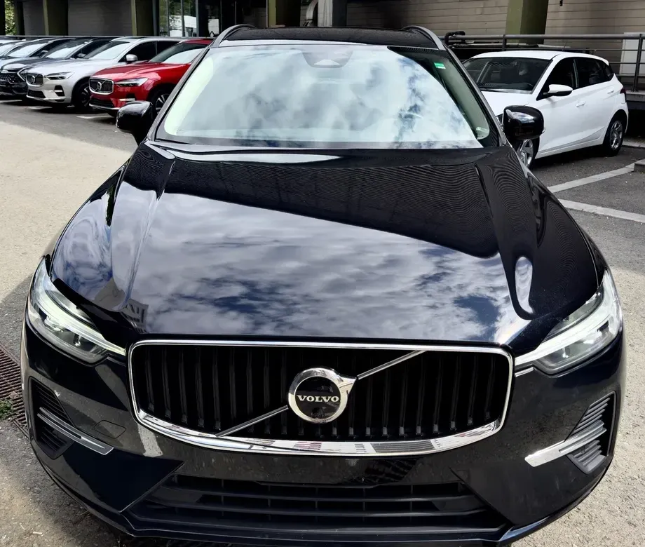 Volvo XC 60 II B4 MHEV AT AWD Plus Dark — imagine 2