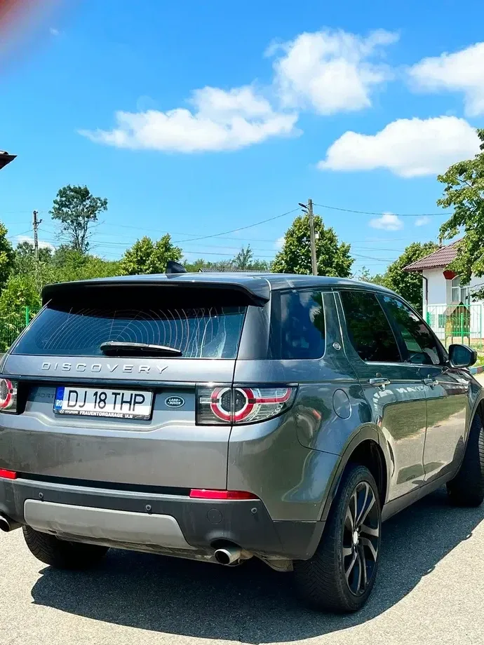 Land Rover Discovery Sport 2.0 l TD4 HSE Aut. — imagine 2