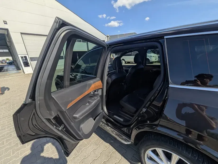 Volvo XC 90 D5 AWD Geartronic RDesign — imagine 2