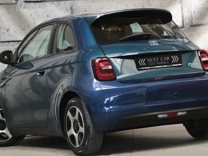 FIAT 500E 42kWh ICON
