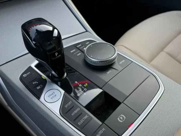 BMW Seria 3 G20/G21 330e AT PHEV