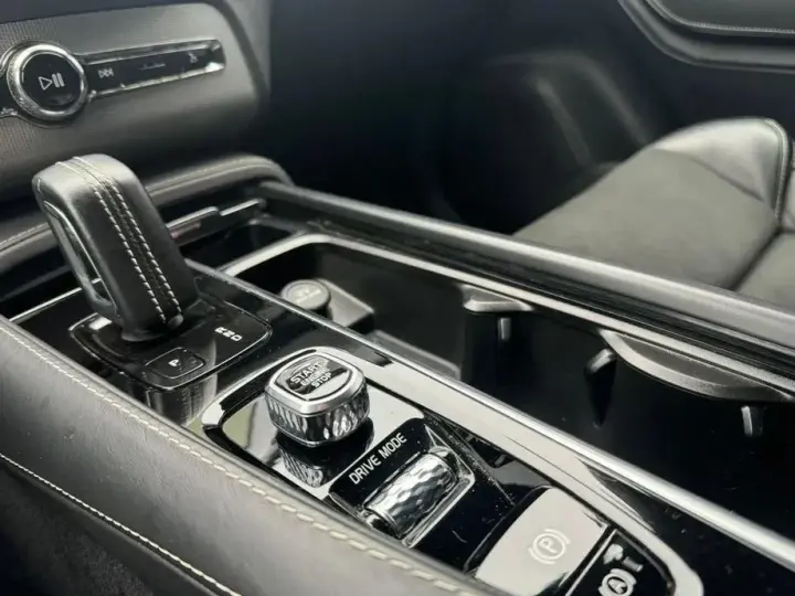 Volvo XC 90 II T8 AWD Twin Engine Geartronic RDesign