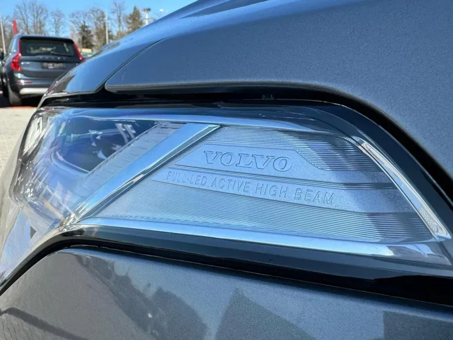 Volvo XC 90 II T8 AWD Recharge Geartronic Inscription Expression — imagine 4