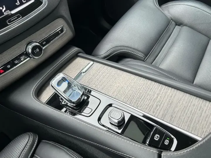 Volvo XC 90 II Recharge T8 eAWD Inscription Expression