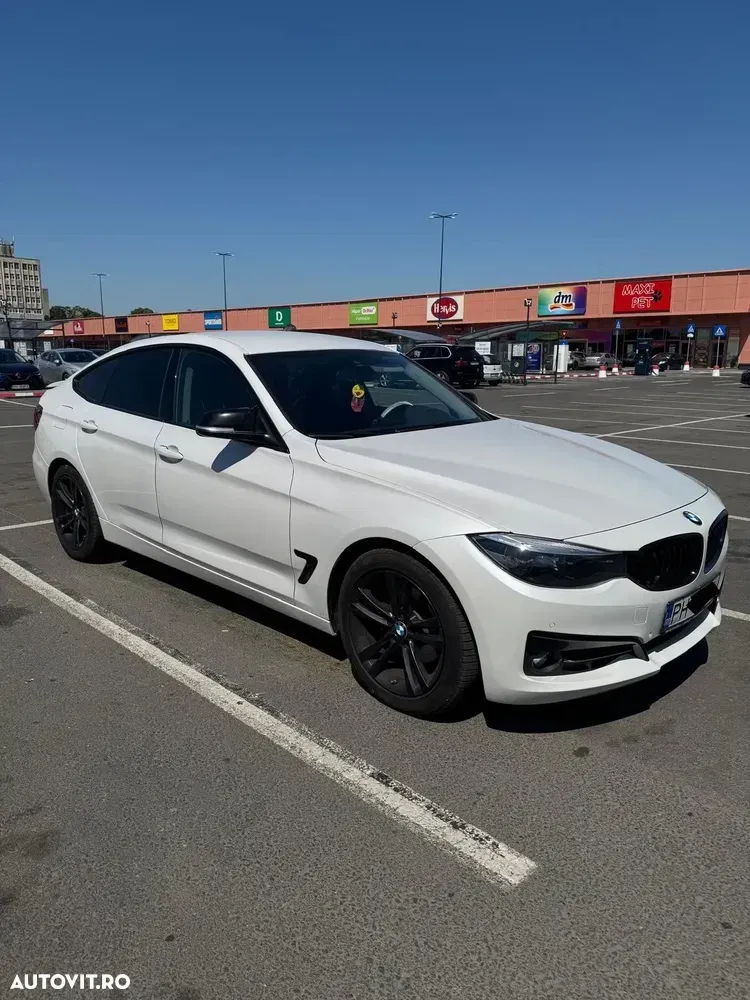BMW Seria 3 F30/F31/F34 [2011 - 2019] 320d Aut. — imagine 4