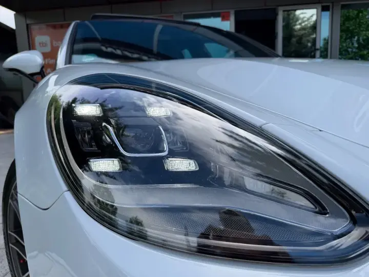 Porsche Panamera 4S Executive
