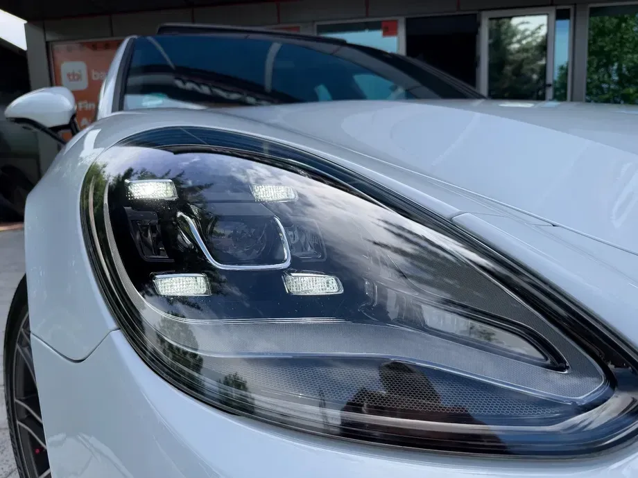 Porsche Panamera 4S Executive — imagine 5