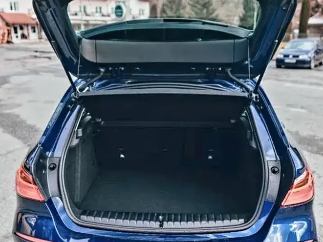 BMW Seria 1 F40/F52 [2017 - Prezent] 118i Advantage