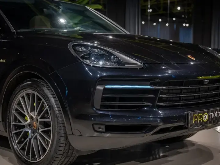 Porsche Cayenne Coupe
