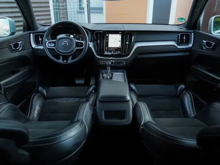 Volvo XC 60 II D4 AWD Geartronic RDesign