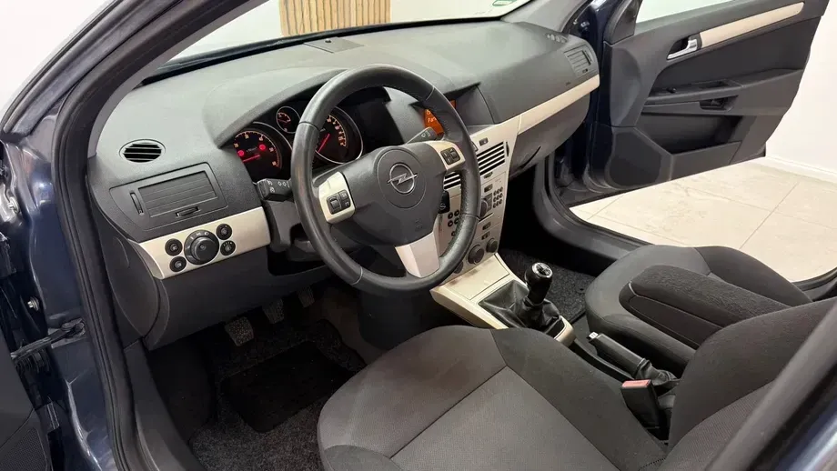 Opel Astra H — imagine 5