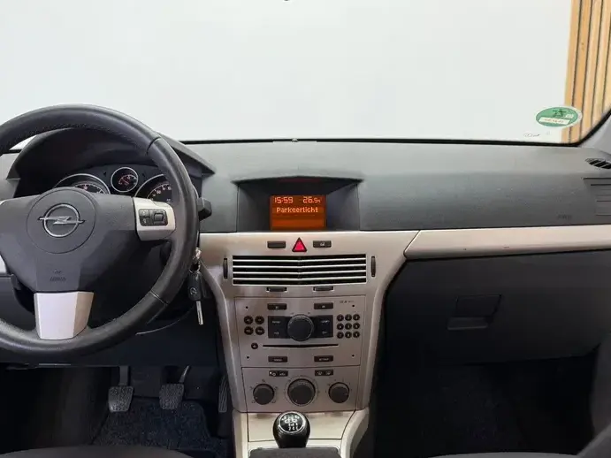 Opel Astra H