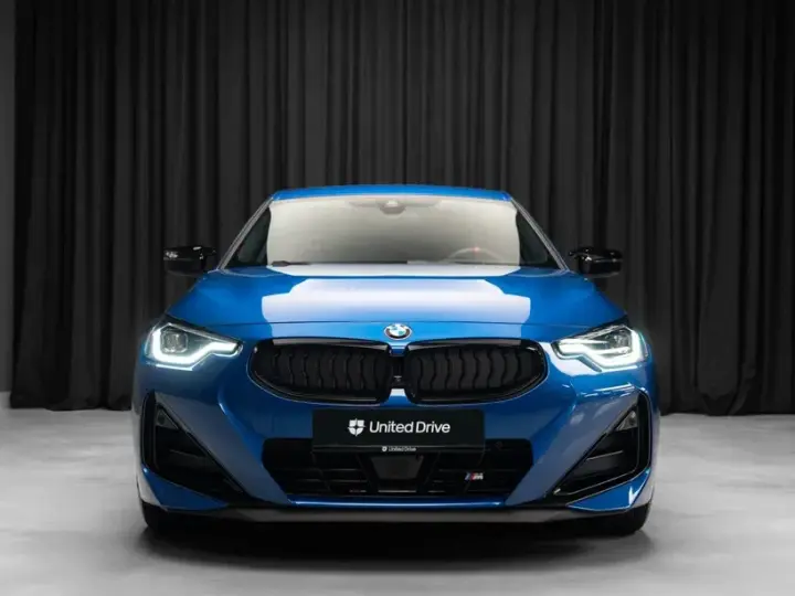 BMW M2 M240i xDrive
