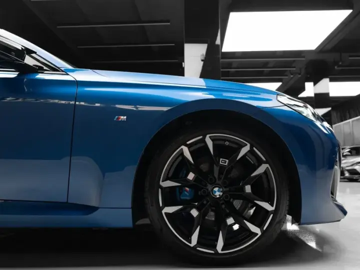 BMW M2 M240i xDrive