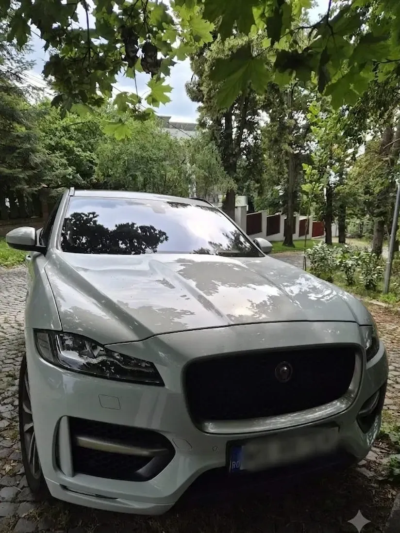 Jaguar F-Pace 25t AWD R-Sport — imagine 6