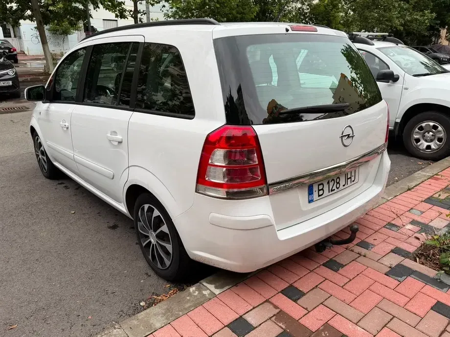 Opel Zafira C [2011 - Prezent 1.7 CDTI ecoFLEX Family — imagine 4