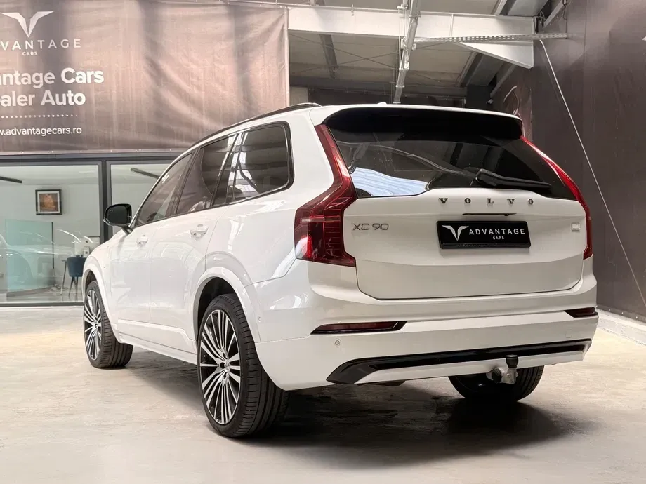 Volvo XC 90 T8 AWD Recharge Core — imagine 6