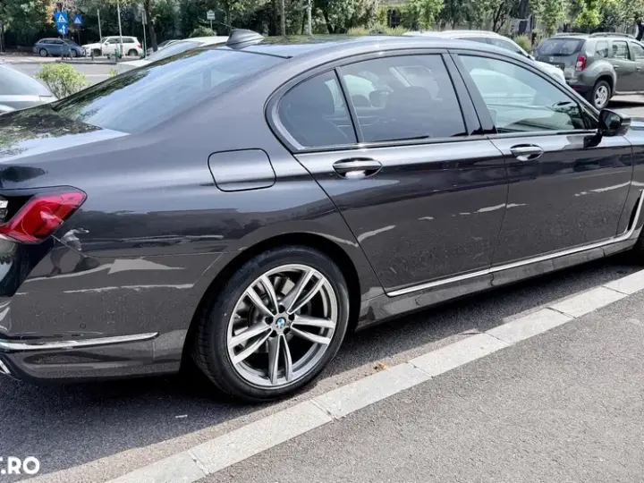 BMW Seria 7 G11/G12 [2015 - 2022] 740d xDrive MHEV