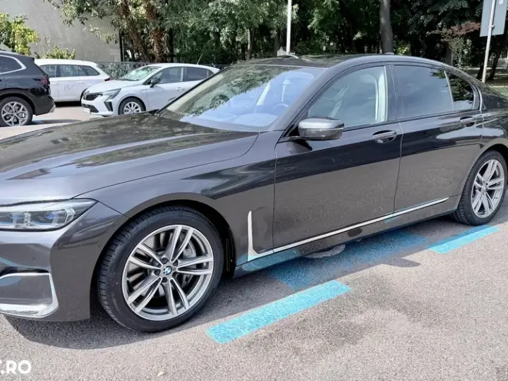 BMW Seria 7 G11/G12 [2015 - 2022] 740d xDrive MHEV