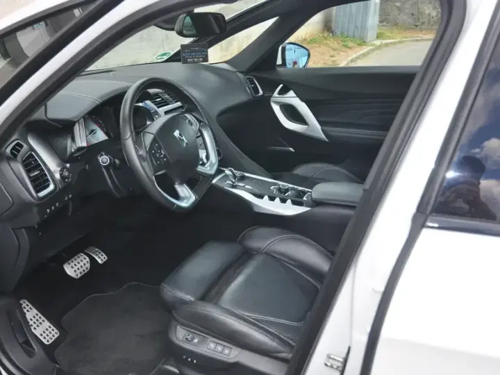 Citroën DS5 Hybrid4 EGS6 SportChic