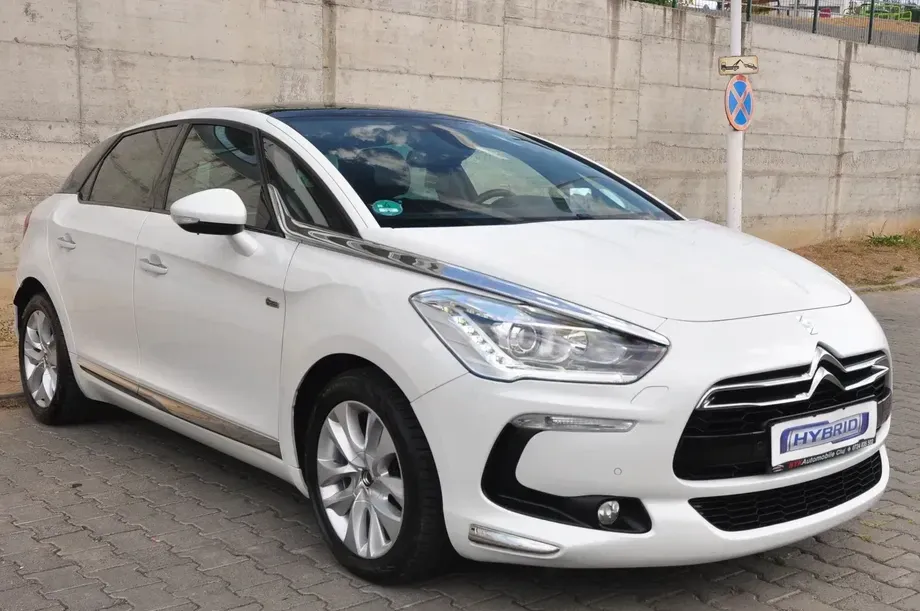 Citroën DS5 Hybrid4 EGS6 SportChic — imagine 2