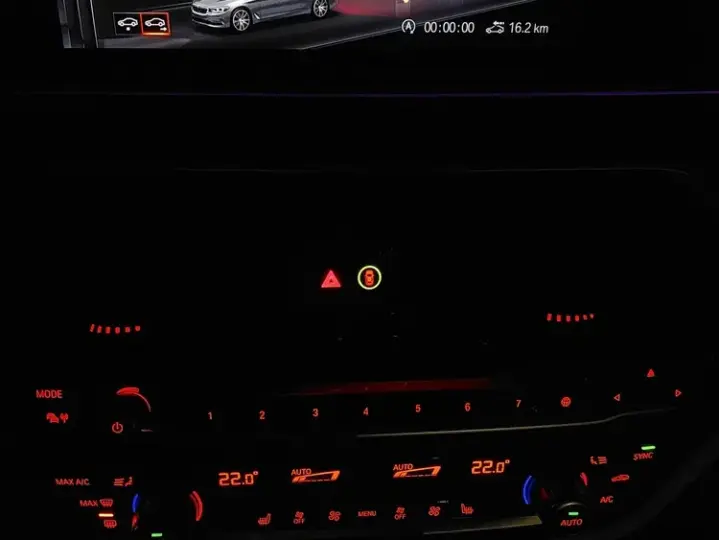 BMW Seria 5 G30/G31 [2017 - Prezent] 518d AT
