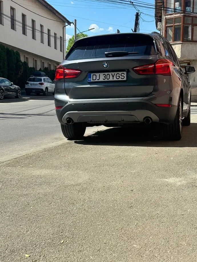 BMW X1 F48 xDrive20d Aut. — imagine 4