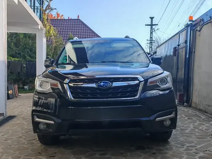 Subaru Forester 2.0i CVT Exclusive ES
