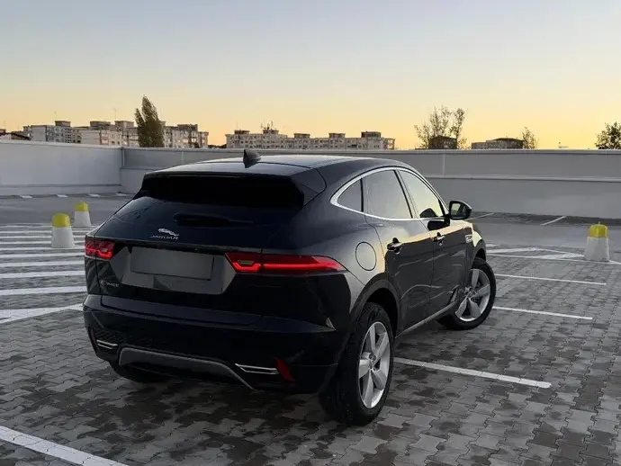 Jaguar E-Pace D165 AWD SE