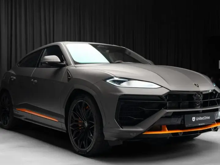 Lamborghini URUS