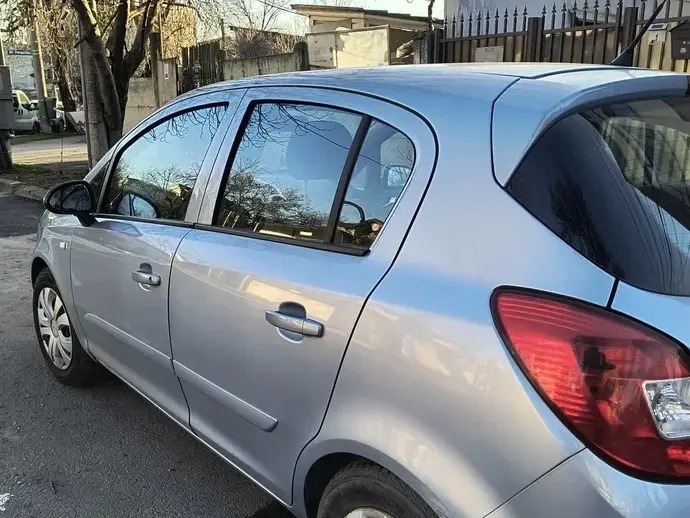 Opel Corsa D 1.2i Essentia