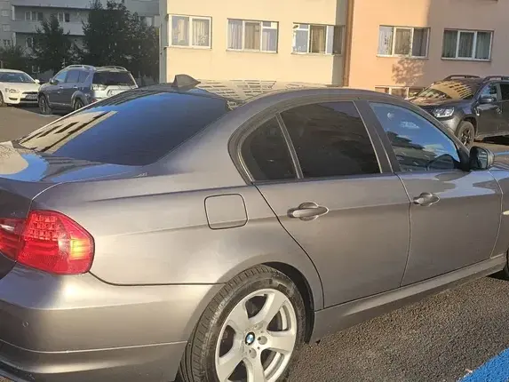 BMW Seria 3 E90/E91/E92/E93 316i