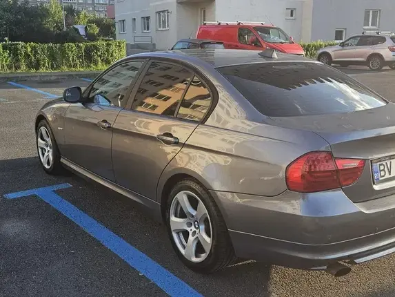 BMW Seria 3 E90/E91/E92/E93 316i