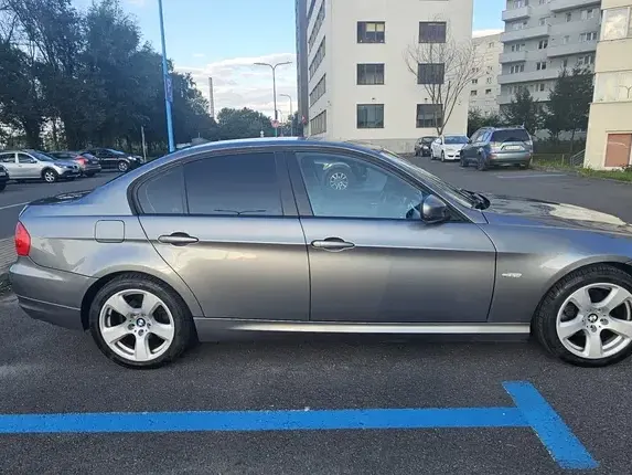 BMW Seria 3 E90/E91/E92/E93 316i
