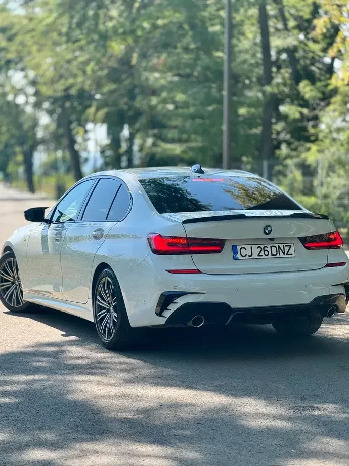 BMW Seria 3 320d Aut. M Sport — imagine 2