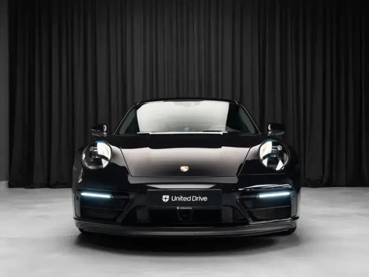Porsche 911 Carrera 4 GTS PDK