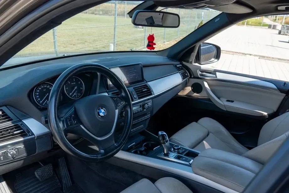 BMW X5 E70 xDrive40d — imagine 4