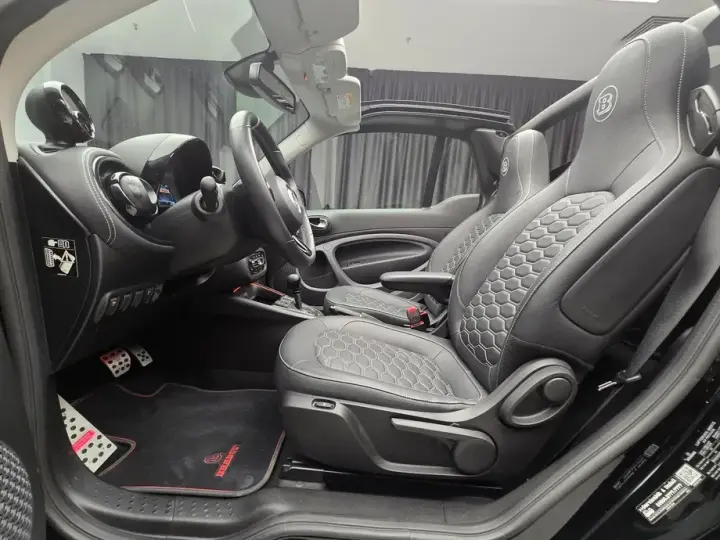 smart fortwo III EQ Brabus Style