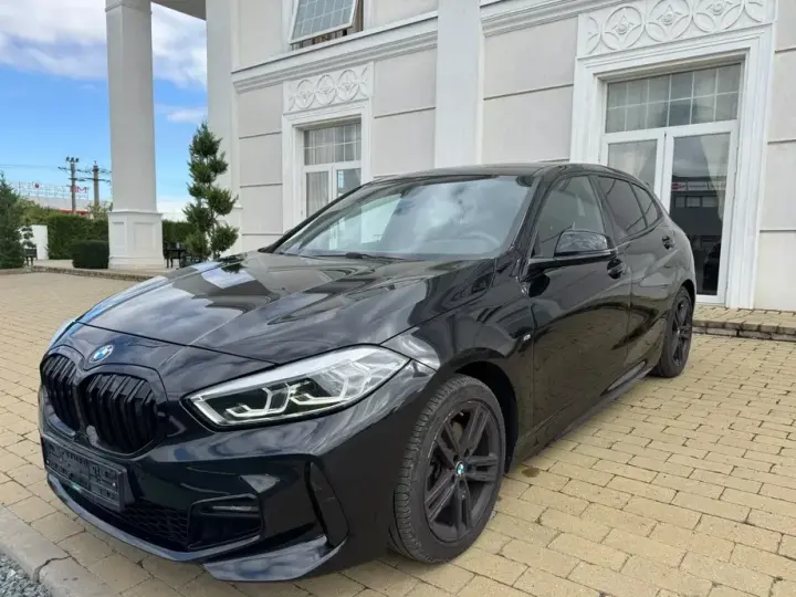 BMW Seria 1 F40/F52 118i M Sport