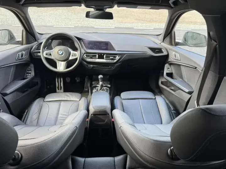 BMW Seria 1 F40/F52 118i M Sport