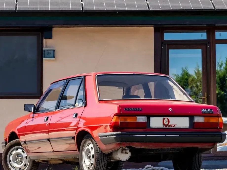 Peugeot 305 — imagine 4